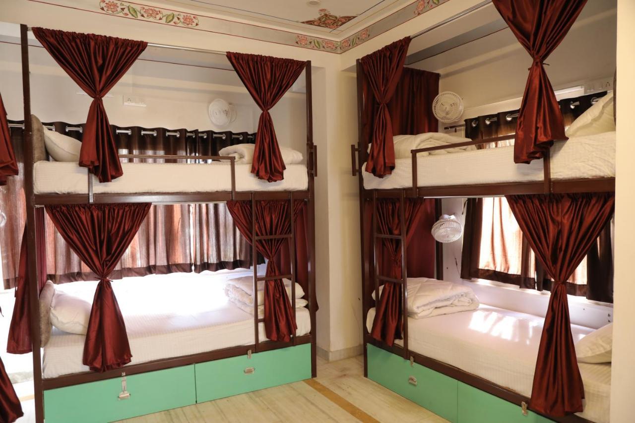 Hostel Funky Bunky Udaipur Exterior photo