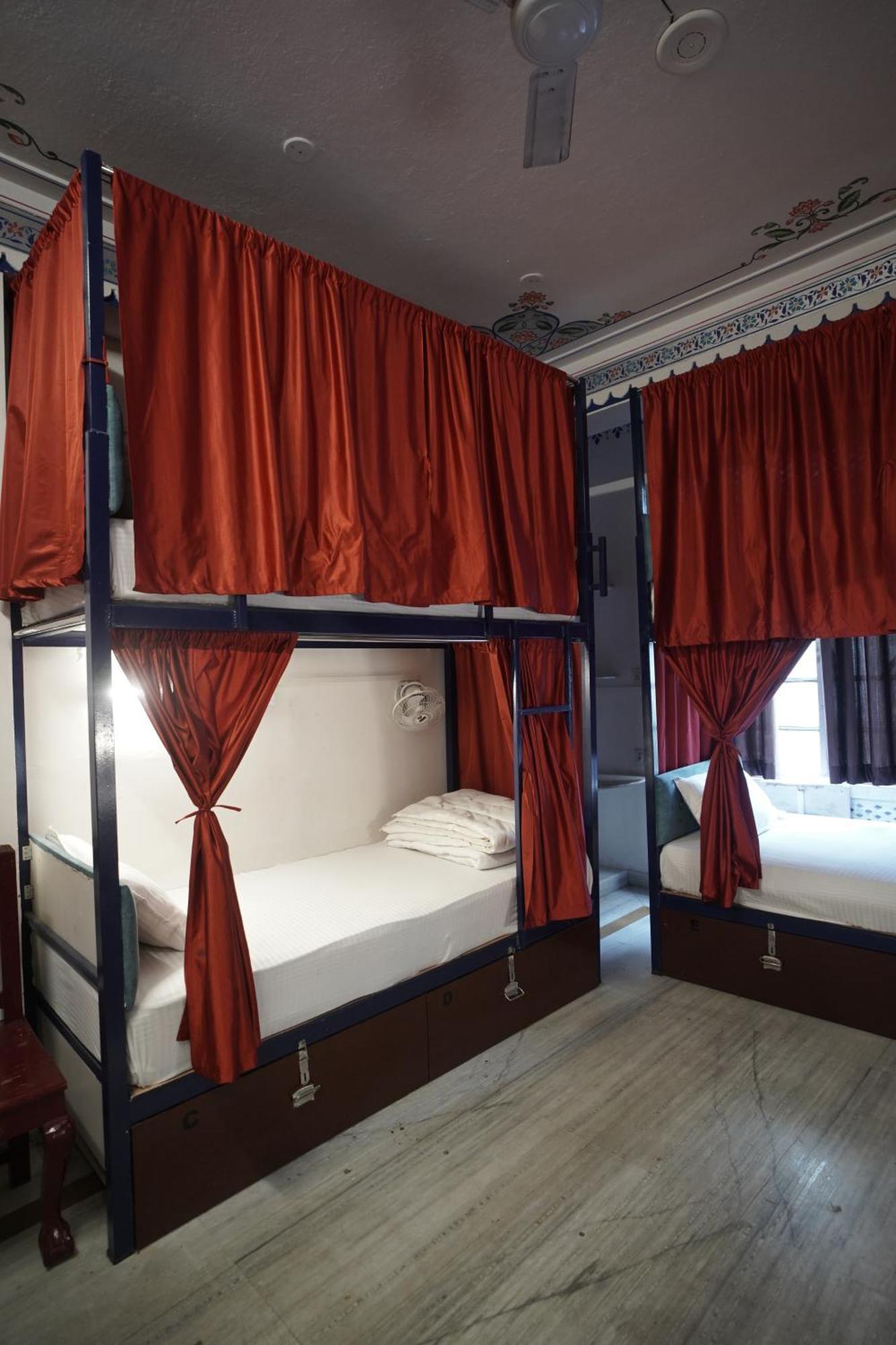 Hostel Funky Bunky Udaipur Exterior photo