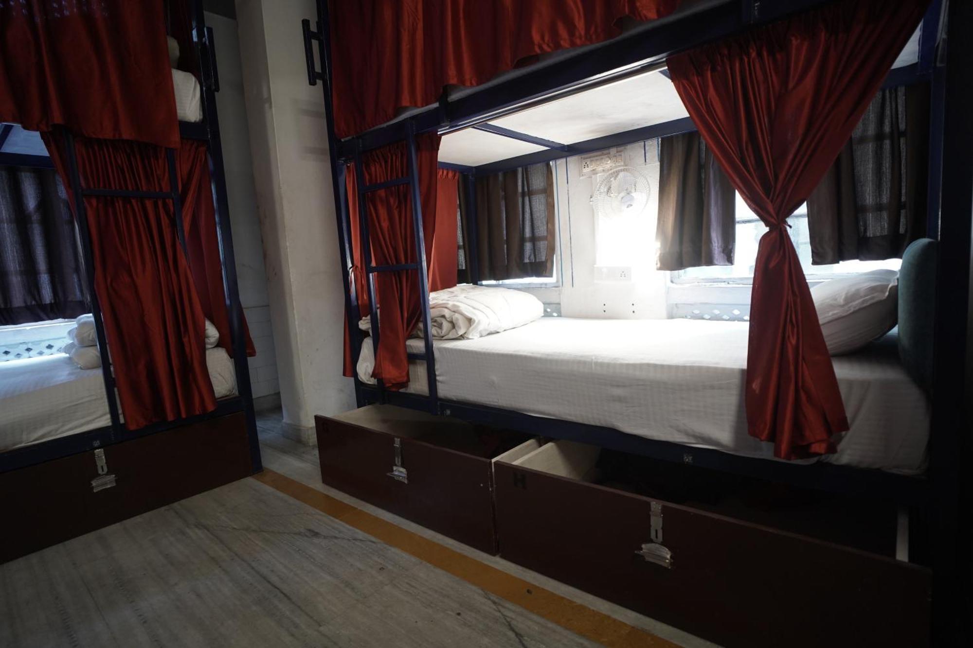 Hostel Funky Bunky Udaipur Exterior photo