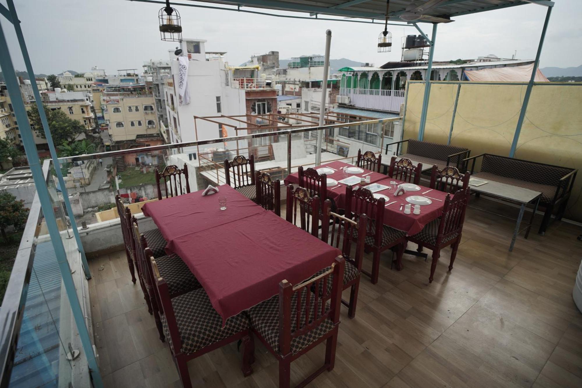 Hostel Funky Bunky Udaipur Exterior photo