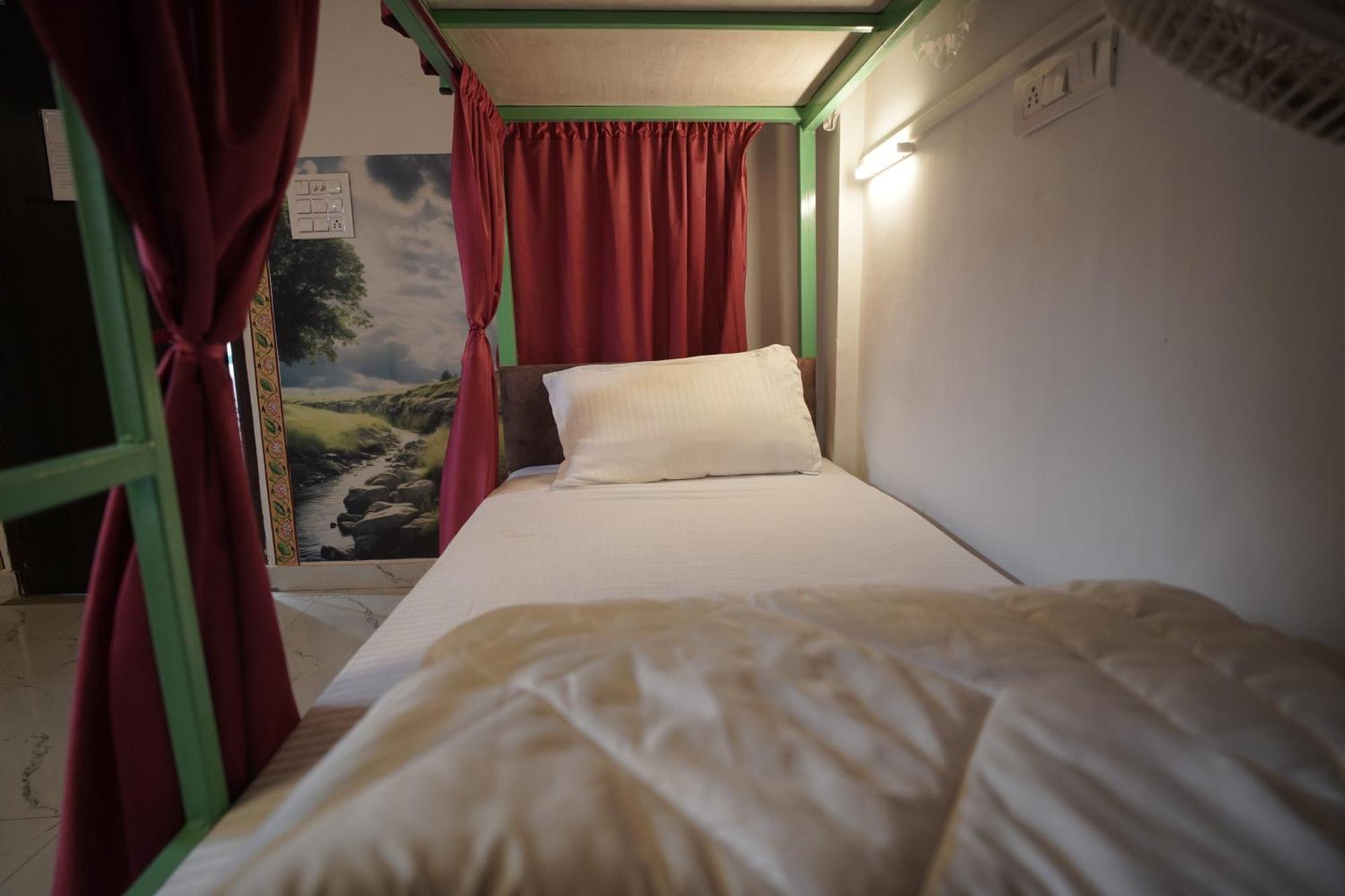 Hostel Funky Bunky Udaipur Exterior photo