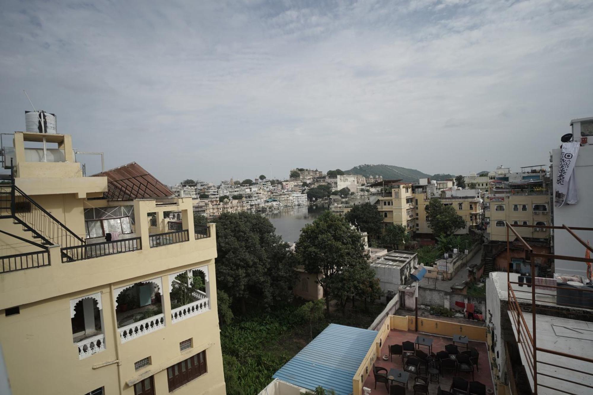 Hostel Funky Bunky Udaipur Exterior photo
