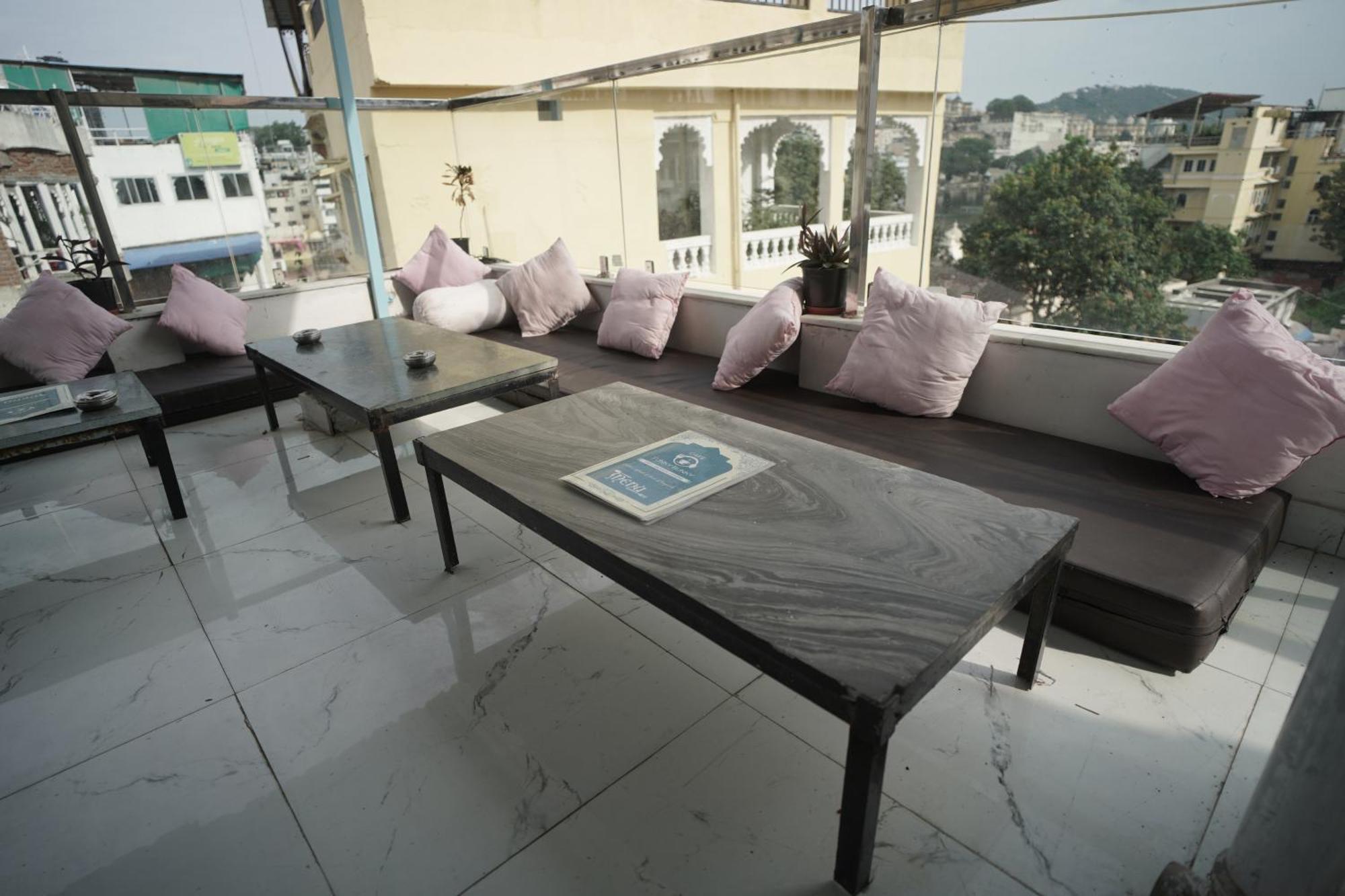 Hostel Funky Bunky Udaipur Exterior photo